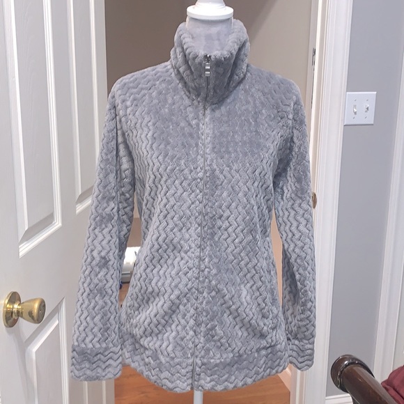 β¨NEW!β¨ Soft Embossed Pile Jacket - Picture 1 of 8